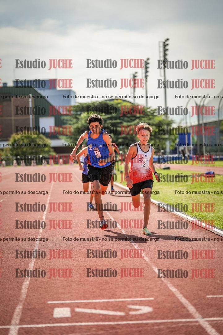 Fotos de los 600 m llanos de varones