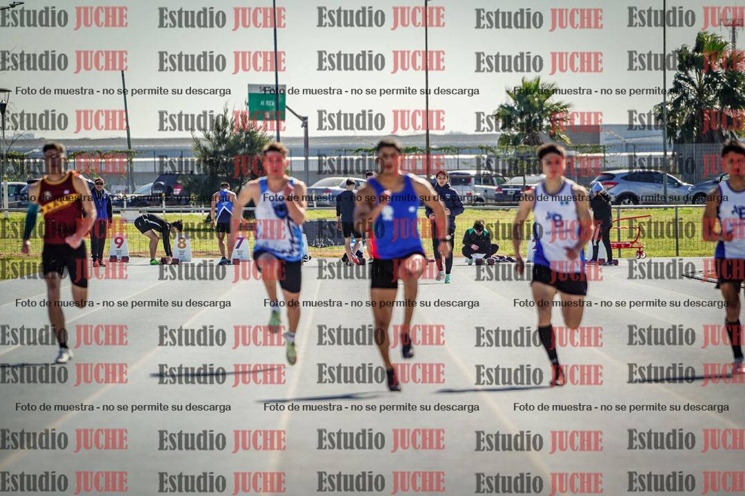 Fotos de los 100 m llanos de varones