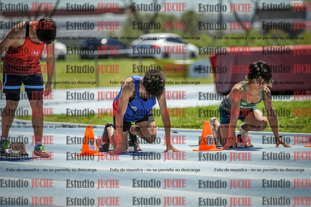 Fotos de los 80 m llanos de varones