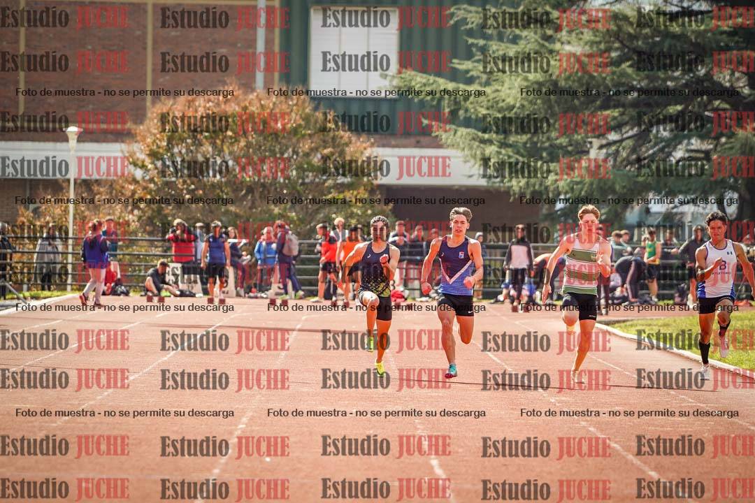 Fotos de los 100 m llanos de varones