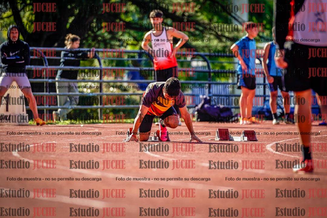 Fotos de los 100 m llanos de varones