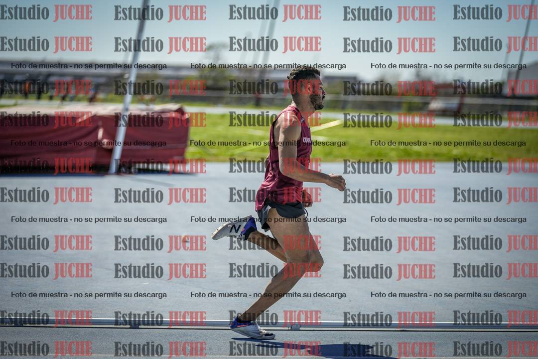 Fotos de los 800 m llanos de varones