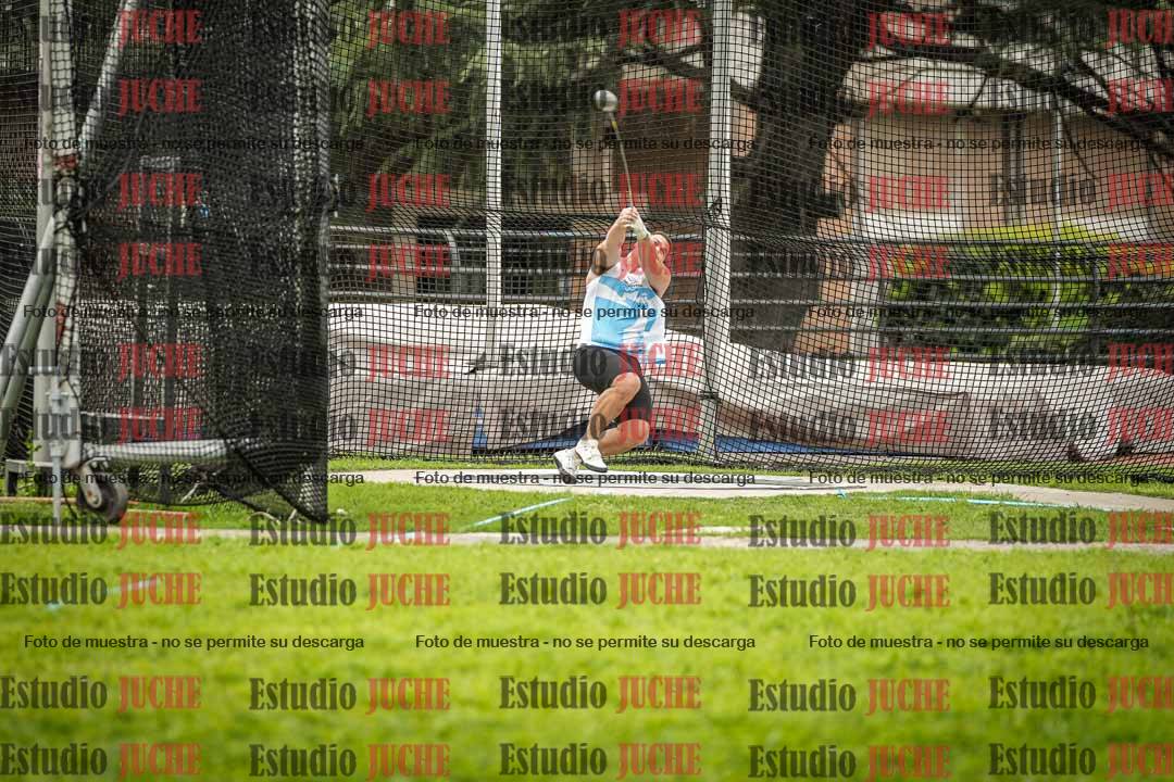 Fotos del lanzamiento de martillo de varones