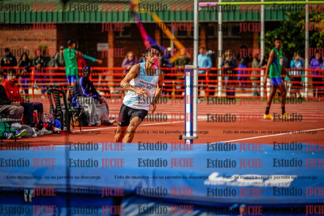 Fotos del salto en alto de varones - FINAL