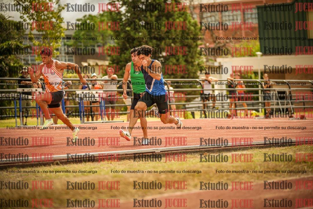 Fotos de los 100 m llanos de varones