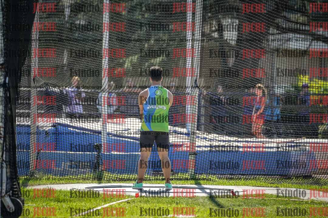 Fotos del lanzamiento de martillo de varones