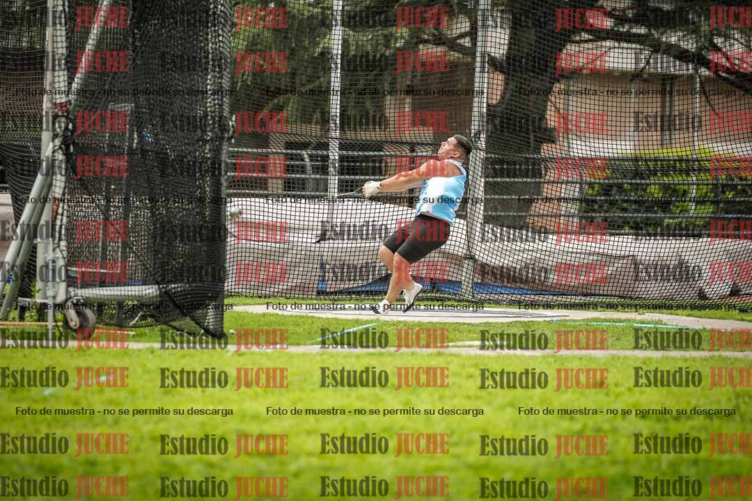 Fotos del lanzamiento de martillo de varones