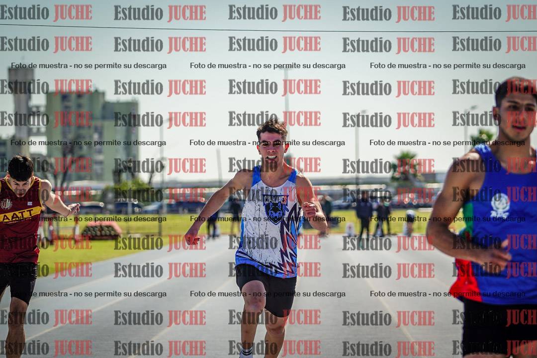 Fotos de los 100 m llanos de varones