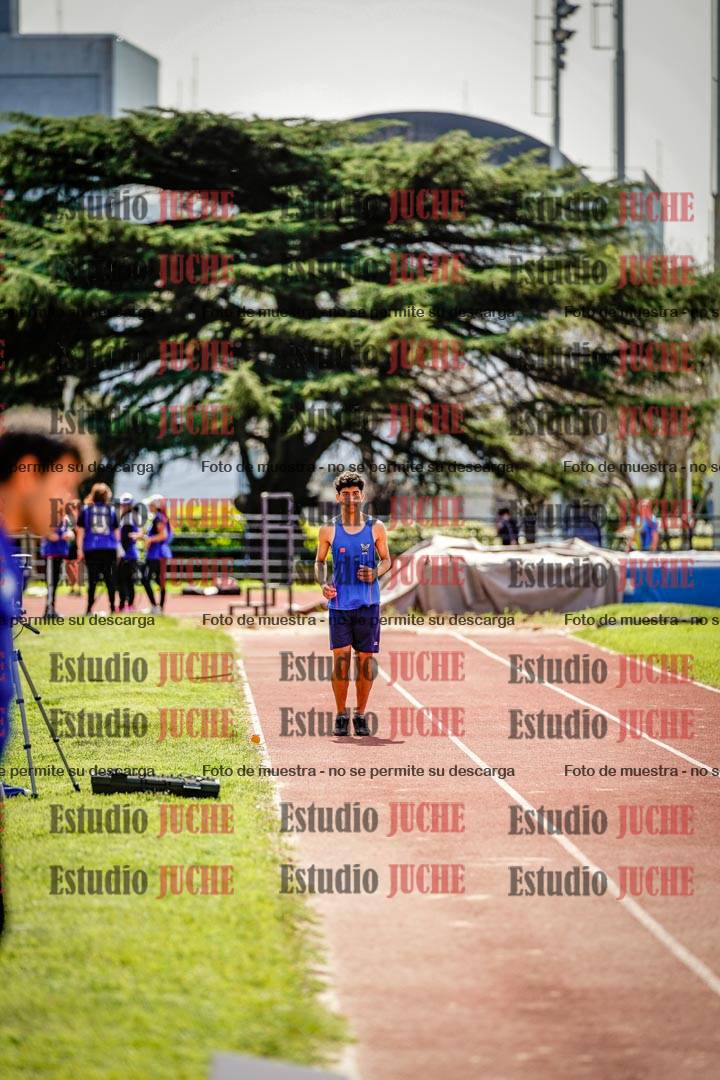 Fotos del salto en largo de varones - octatlón 2