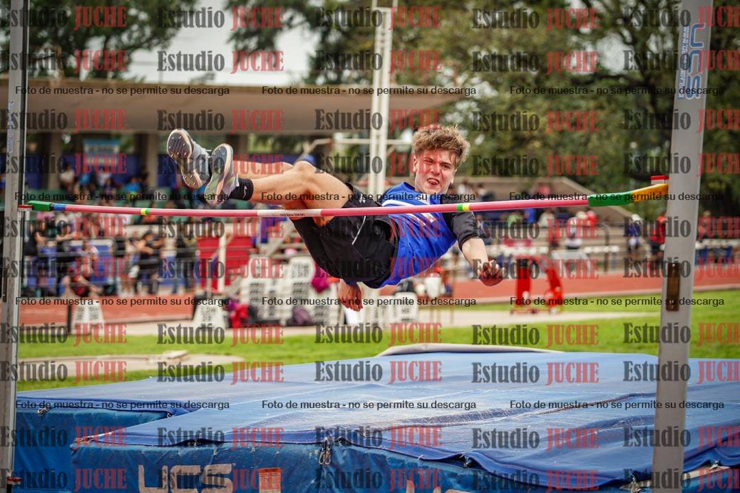 Fotos del salto en alto de varones