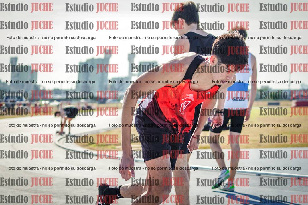 Fotos de los 400 m llanos de varones