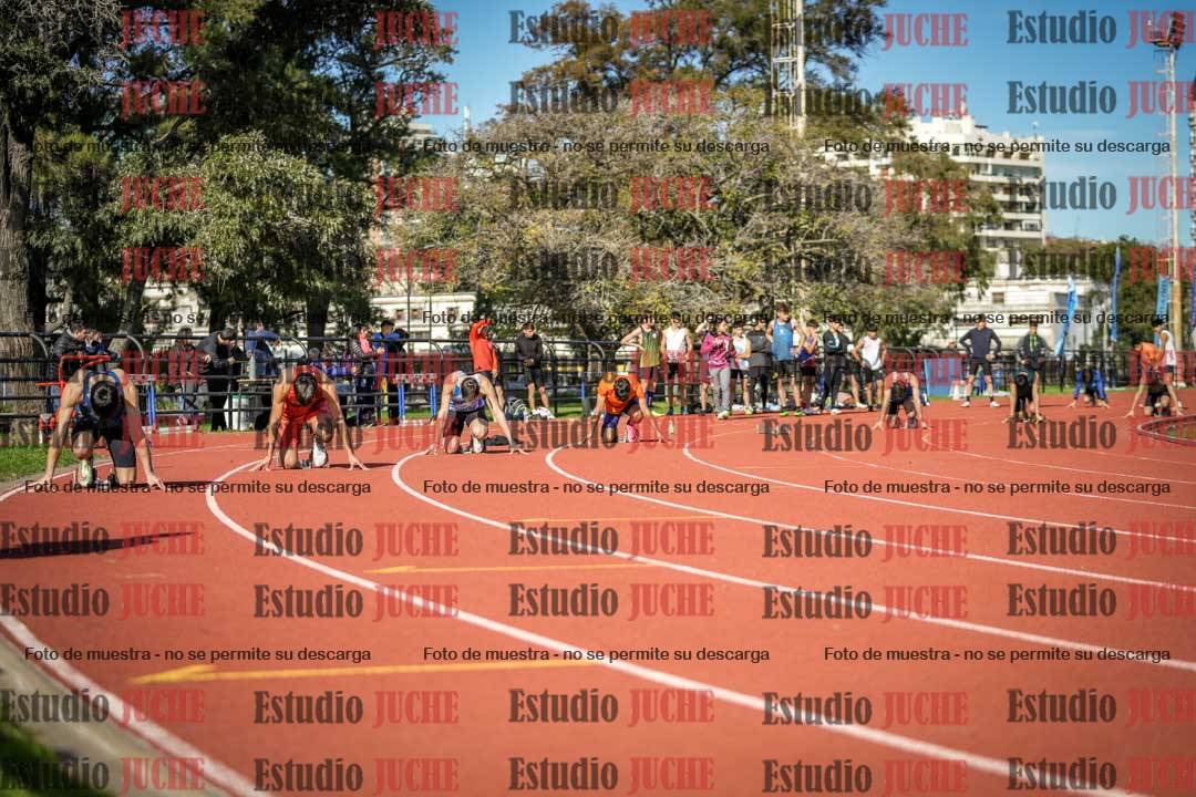 Fotos de los 200 m llanos de varones