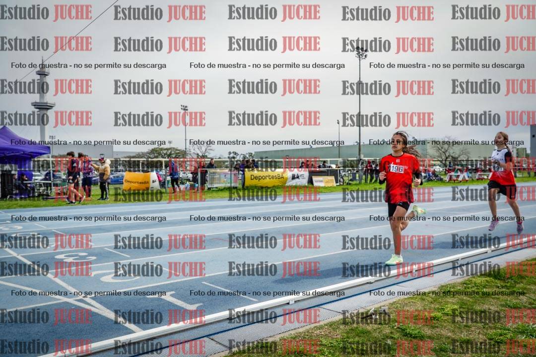 Fotos de los 800 m llanos de mujeres - U14