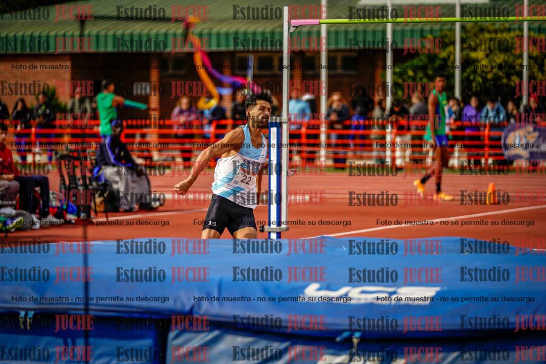 Fotos del salto en alto de varones - FINAL