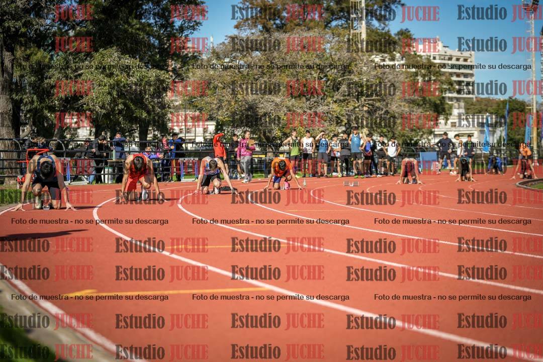 Fotos de los 200 m llanos de varones