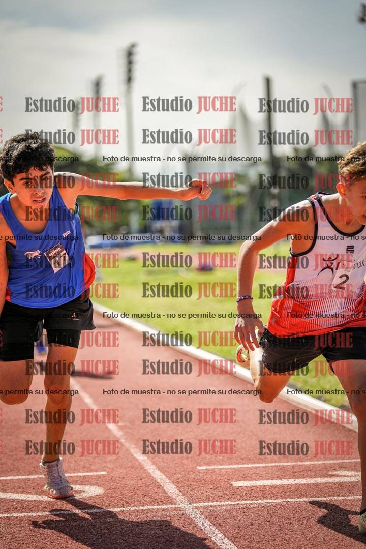 Fotos de los 600 m llanos de varones