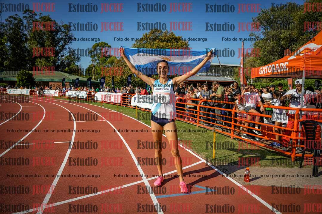 Fotos de algunos extras y podios del día 1