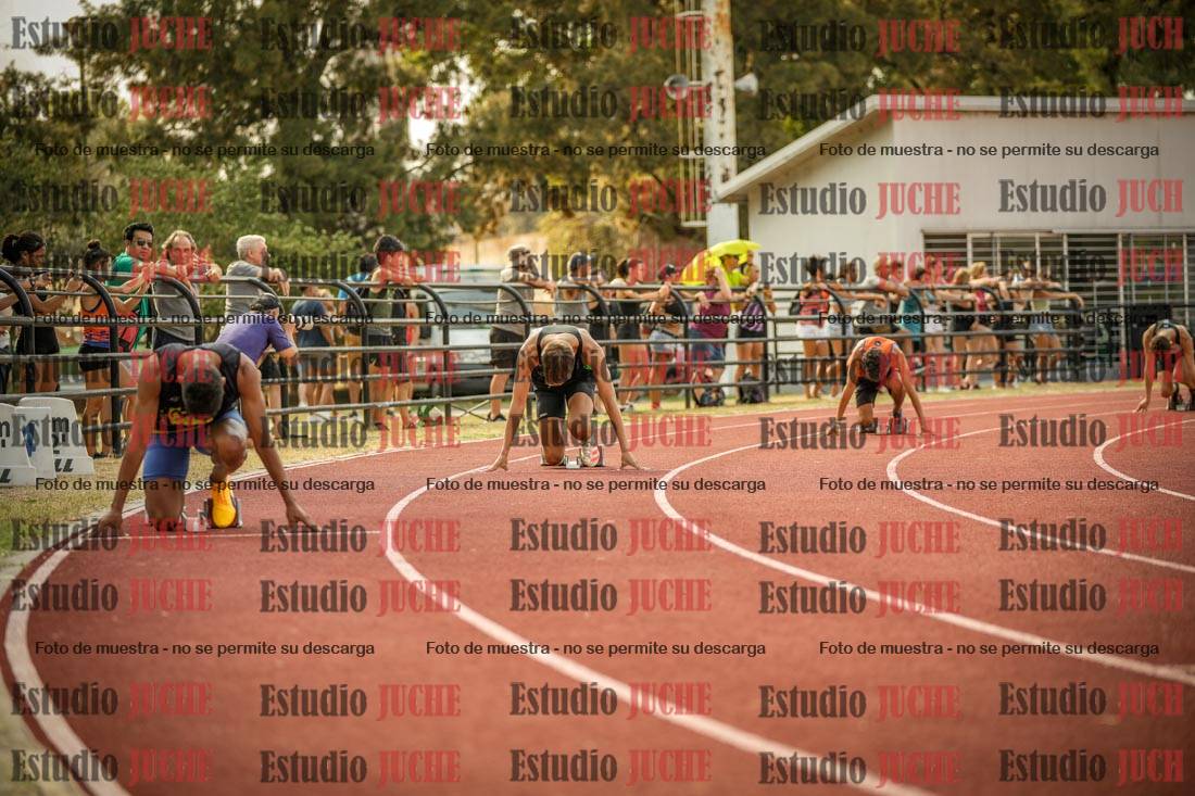 Fotos de los 400 m llanos de varones