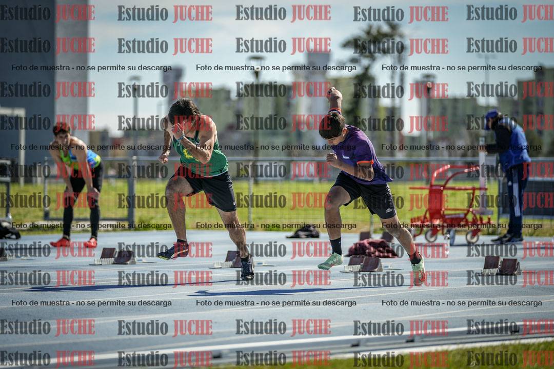 Fotos de los 100 m llanos de varones