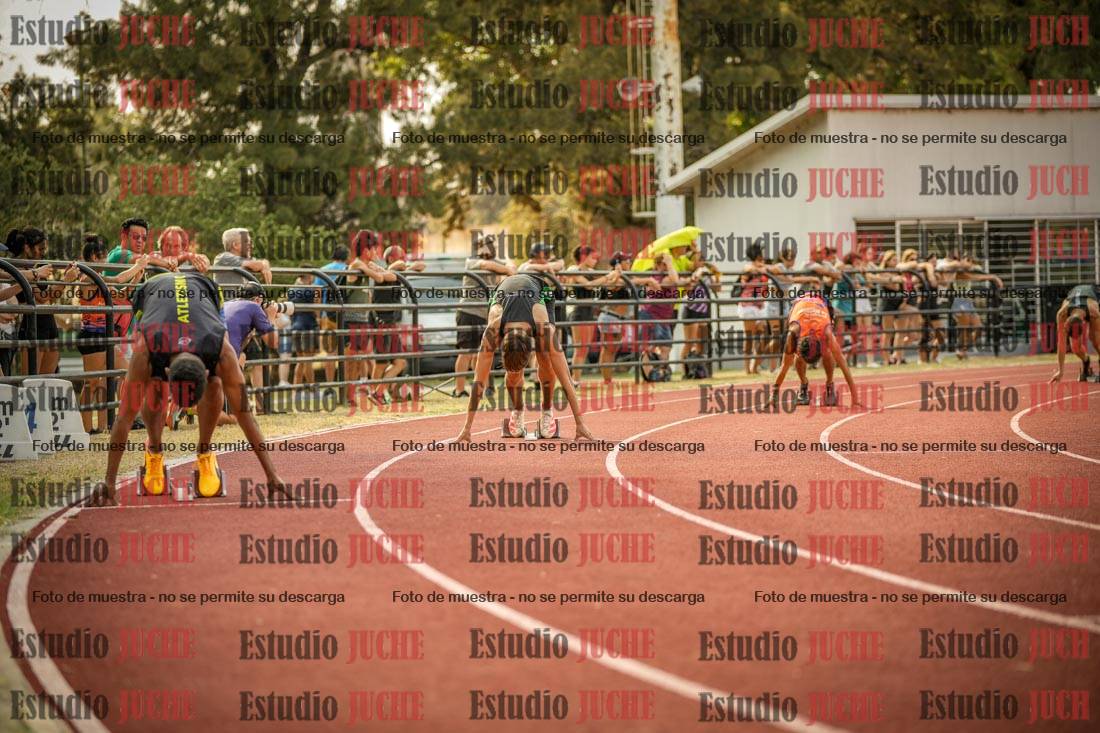Fotos de los 400 m llanos de varones