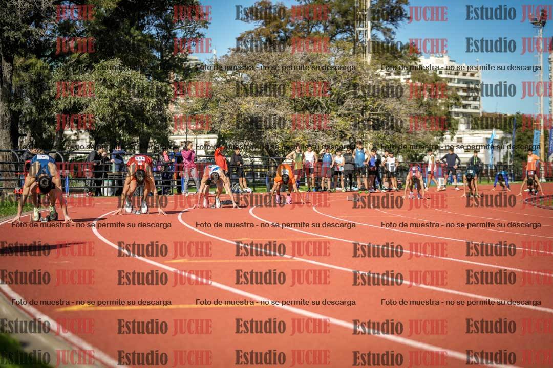 Fotos de los 200 m llanos de varones