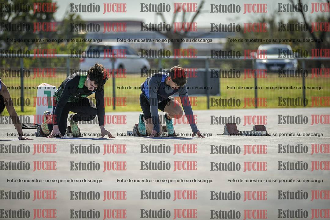 Fotos de los 100 m llanos de varones