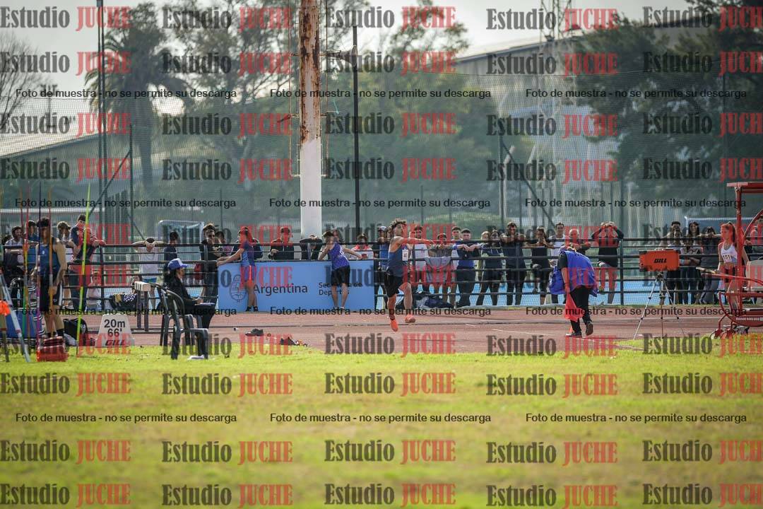 Fotos del lanzamiento de jabalina de varones