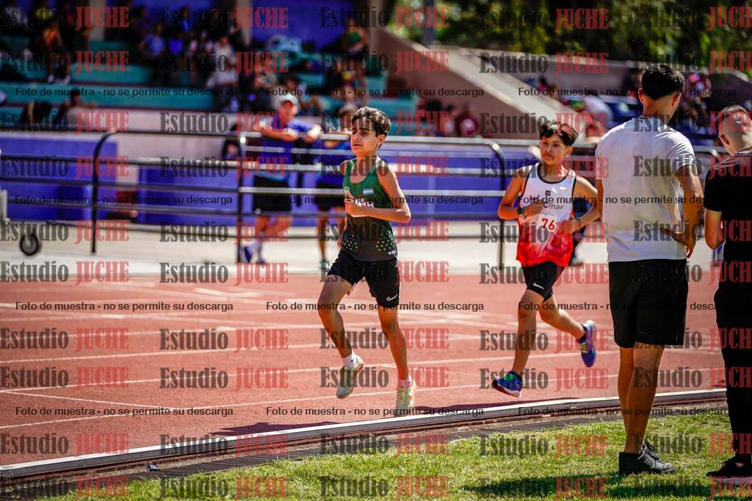 Fotos de los 2400 m llanos de varones