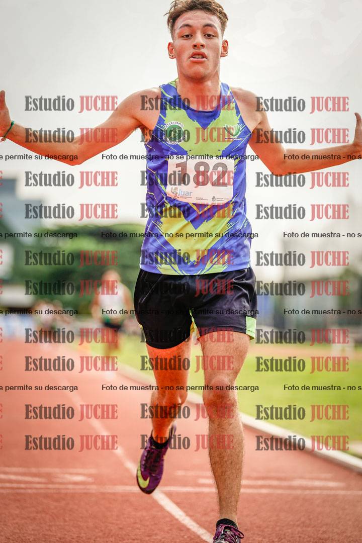 Fotos de los 3000 m llanos de varones