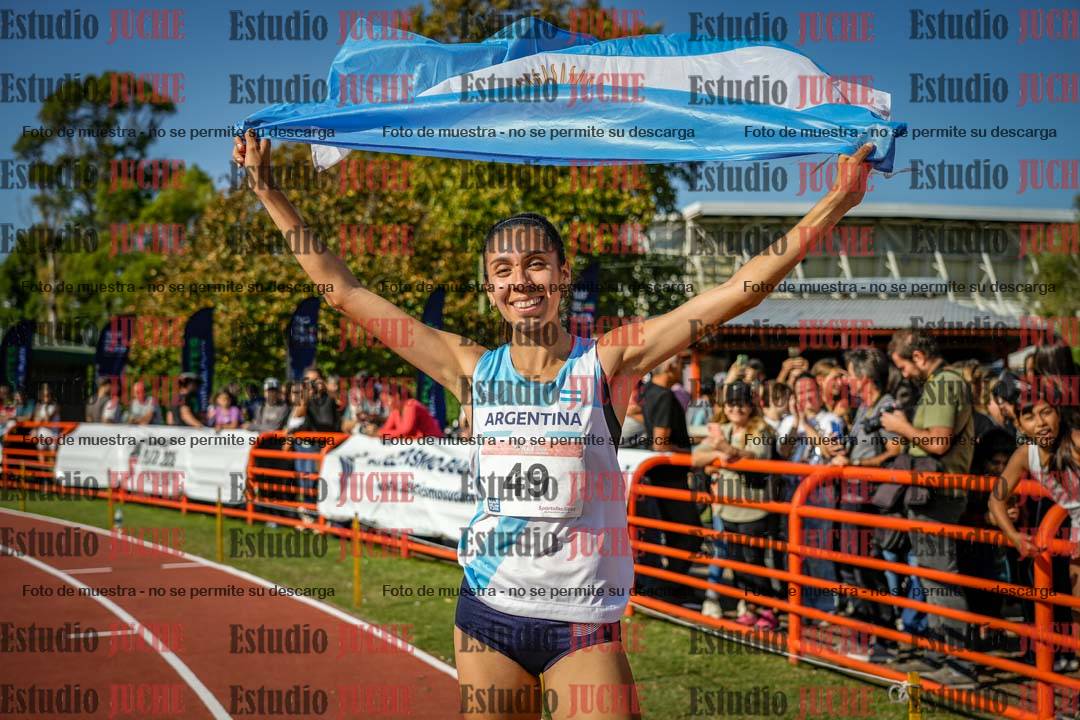 Fotos de algunos extras y podios del día 1