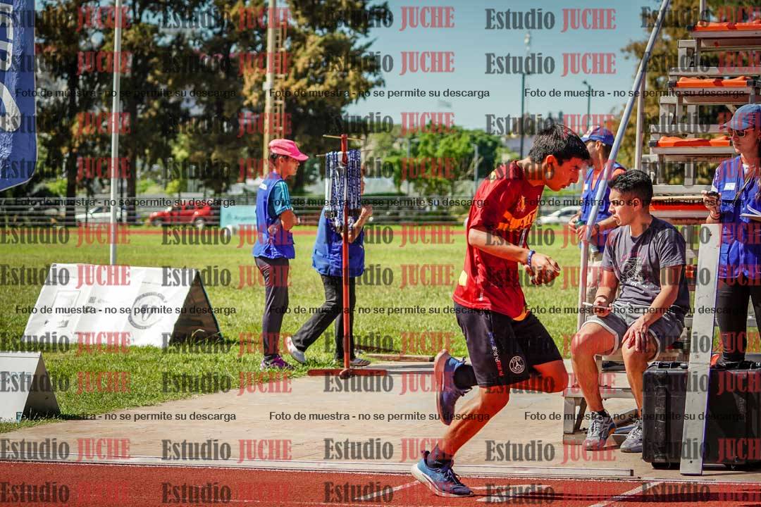 Fotos de los 600 m llanos de varones