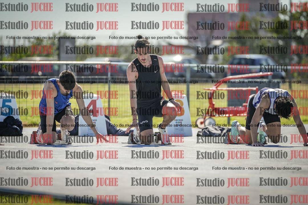 Fotos de los 100 m llanos de varones