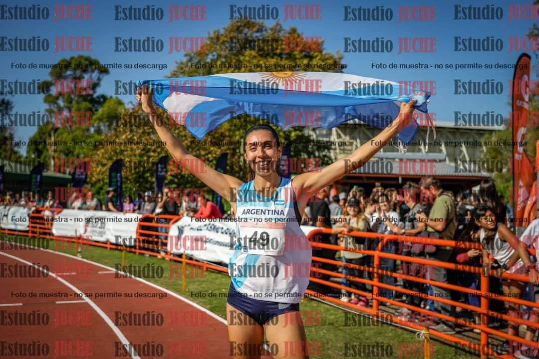 Fotos de algunos extras y podios del día 1