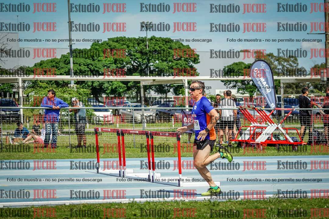 Fotos de los 1000 m llanos de varones
