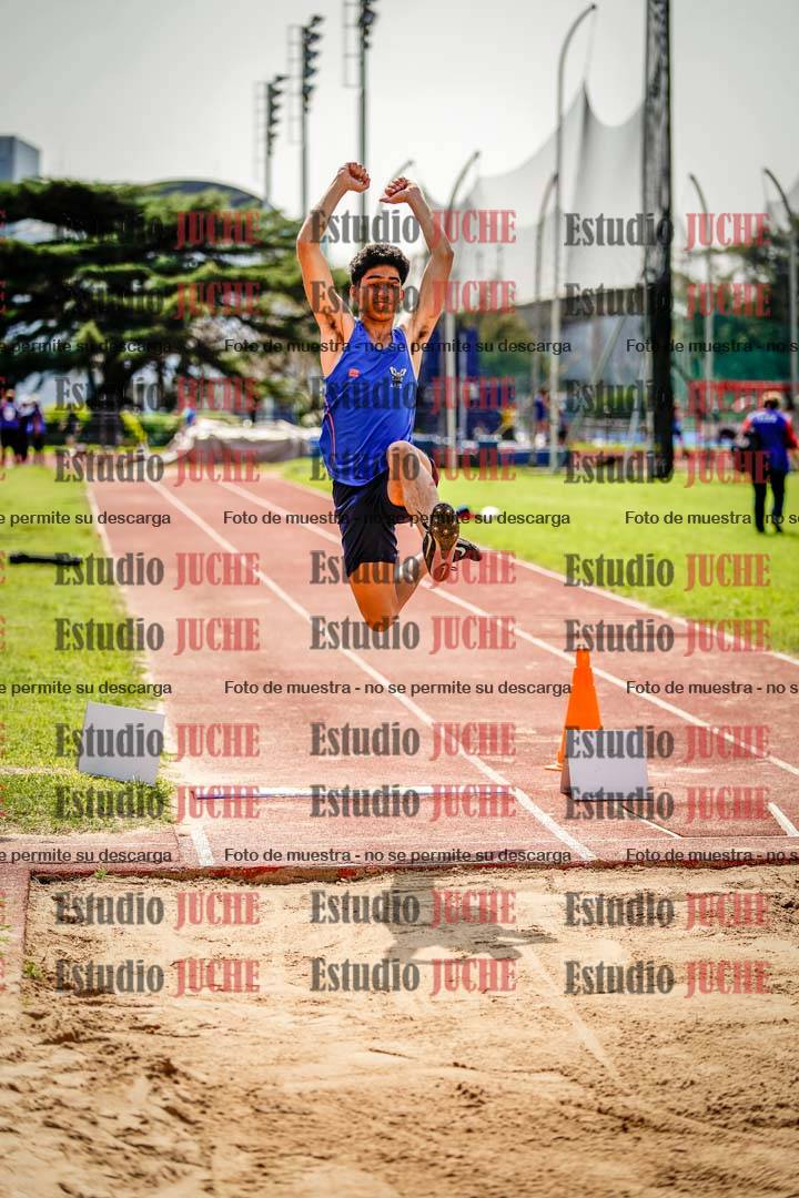 Fotos del salto en largo de varones - octatlón 2