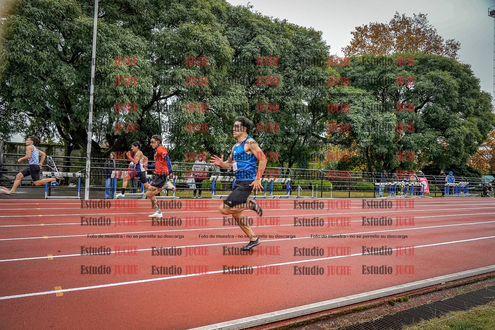 Fotos de los 100 m llanos de varones