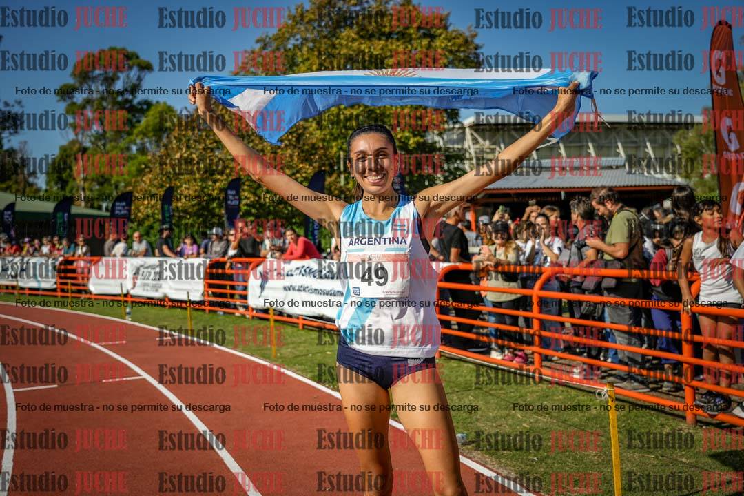 Fotos de algunos extras y podios del día 1