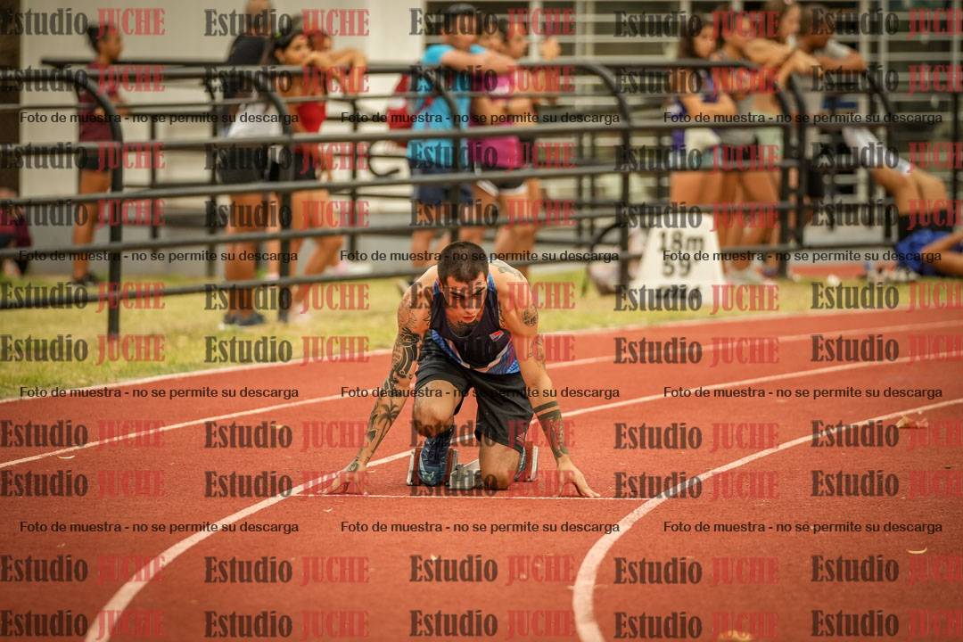 Fotos de los 400 m con vallas de varones