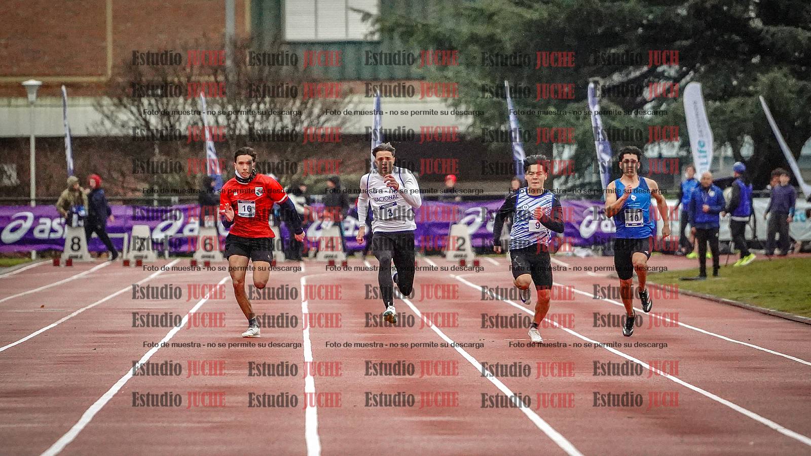 Fotos de los 100 m llanos de varones