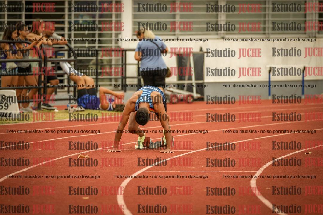 Fotos de los 400 m con vallas de varones