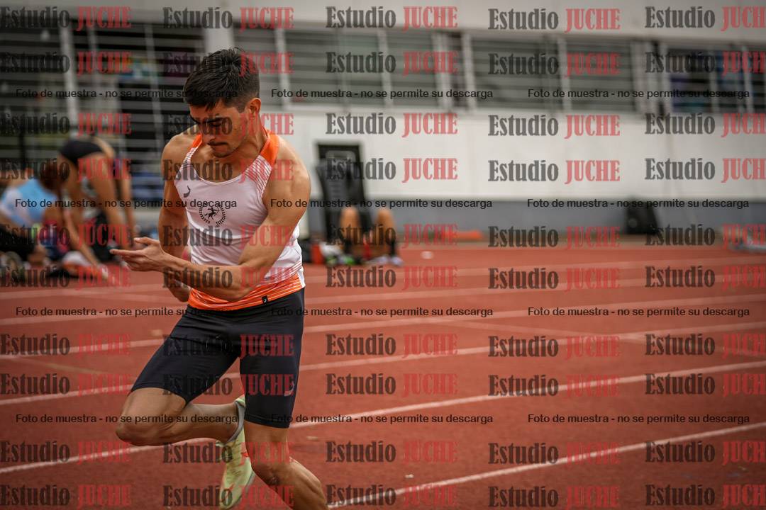 Fotos de los 400 m llanos de varones