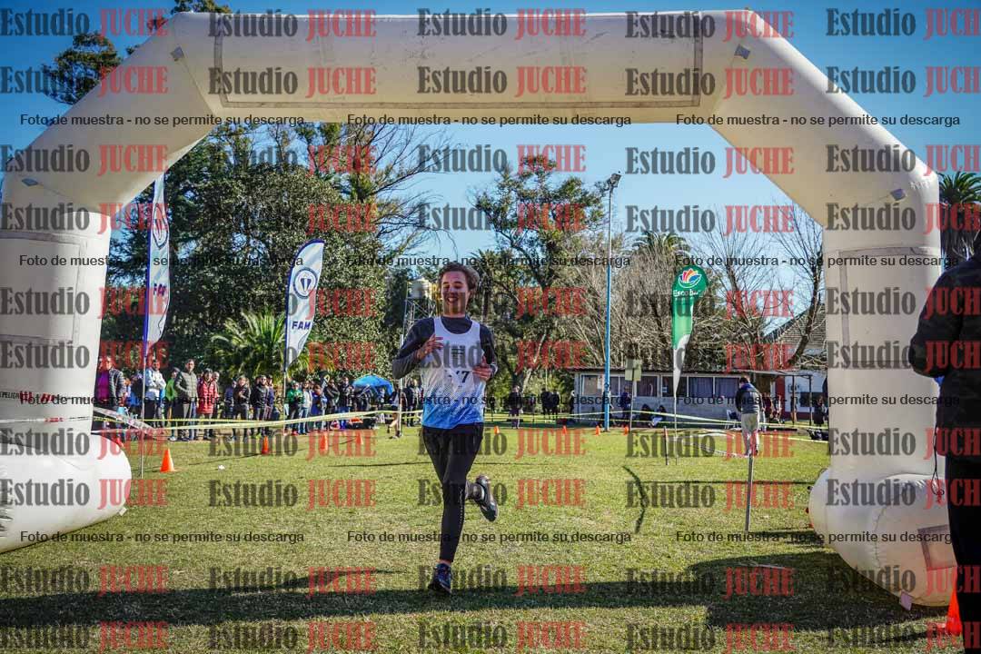 Fotos de la llegada del cross de 6000 m