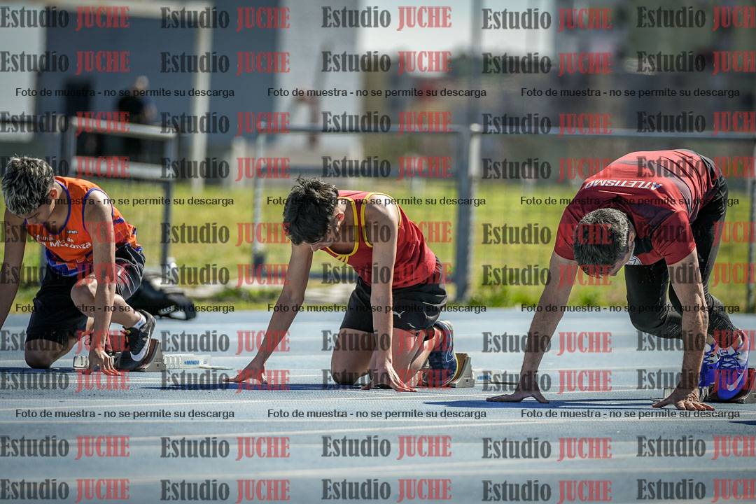 Fotos de los 100 m llanos de varones