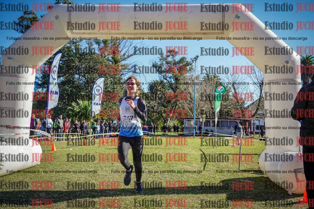 Fotos de la llegada del cross de 6000 m