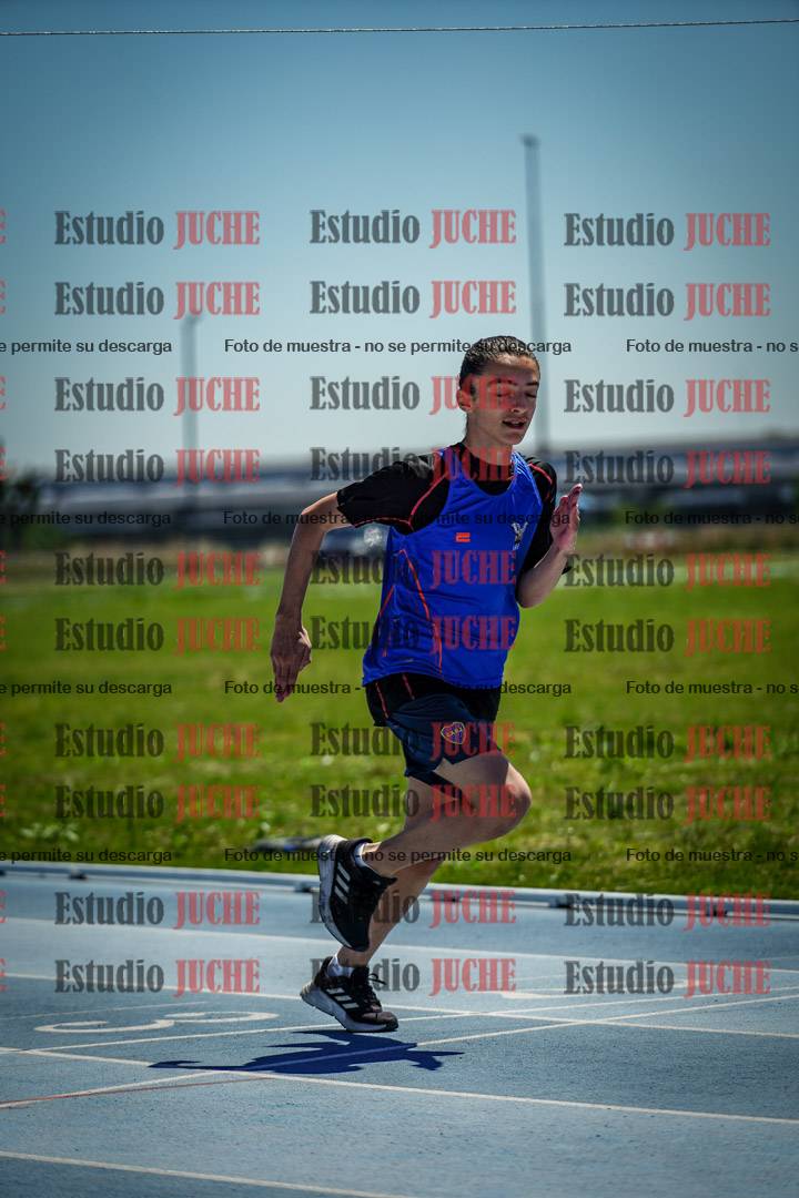 Fotos de los 60 m con vallas de varones