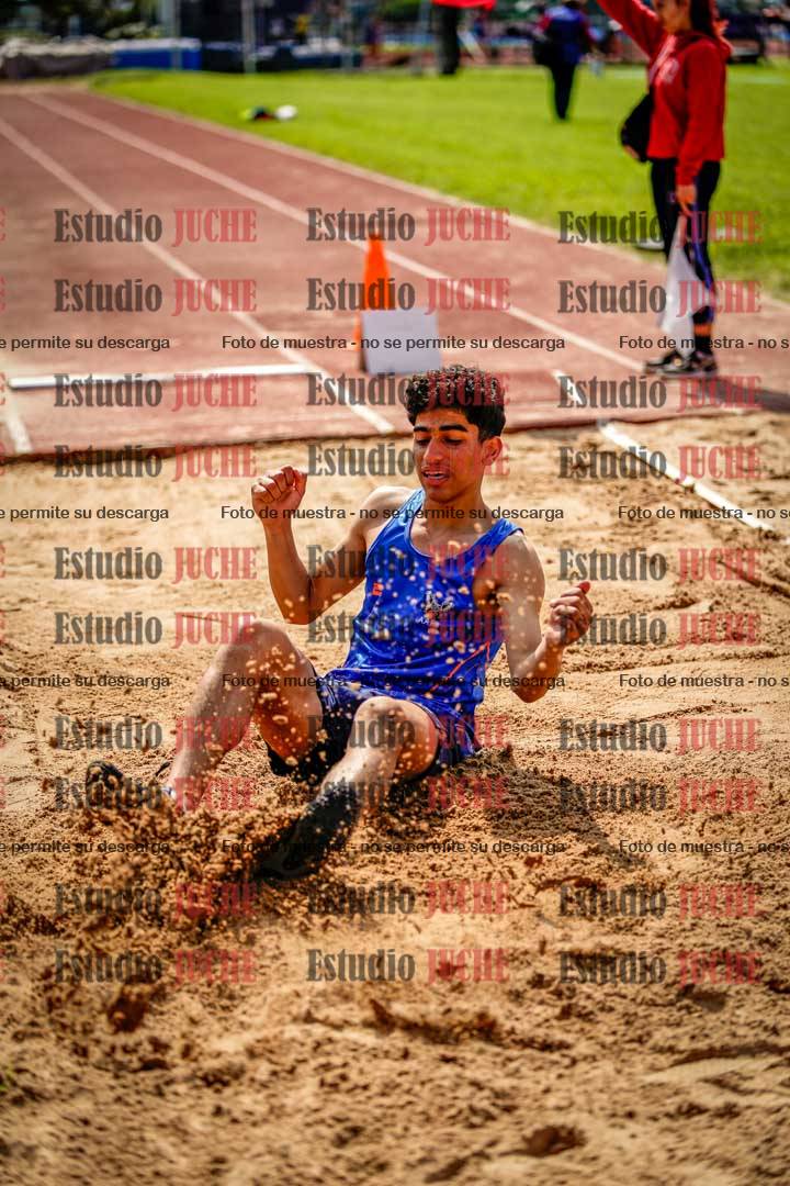 Fotos del salto en largo de varones - octatlón 2