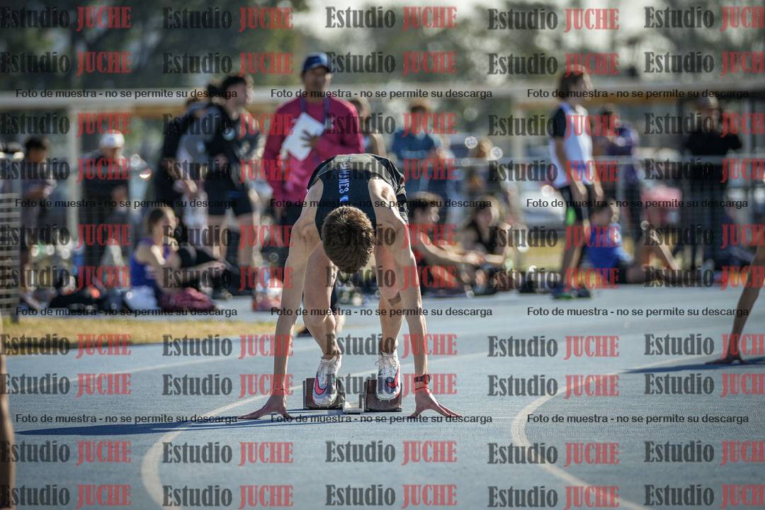 Fotos de los 400 m llanos de varones