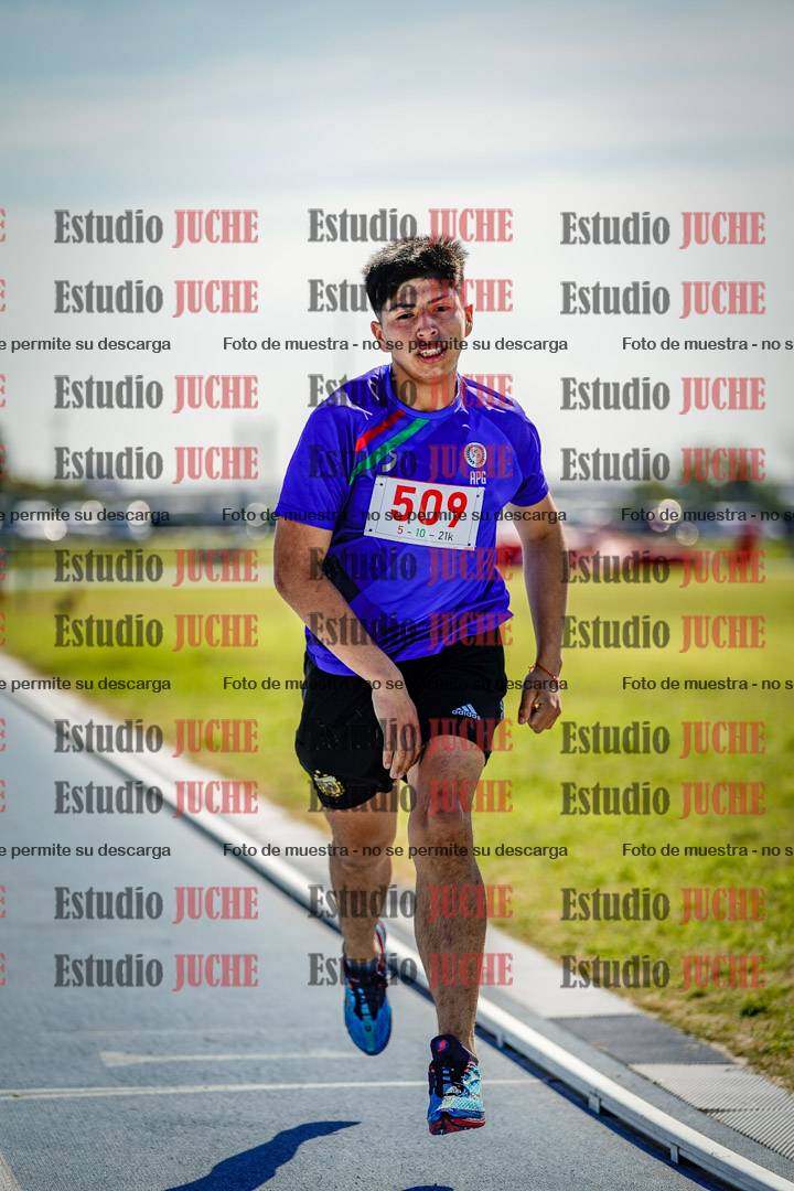 Fotos de los 800 m llanos de varones