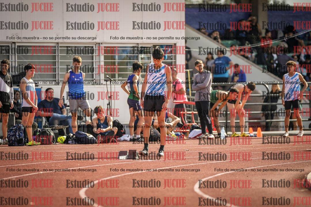 Fotos de los 400 m llanos de varones