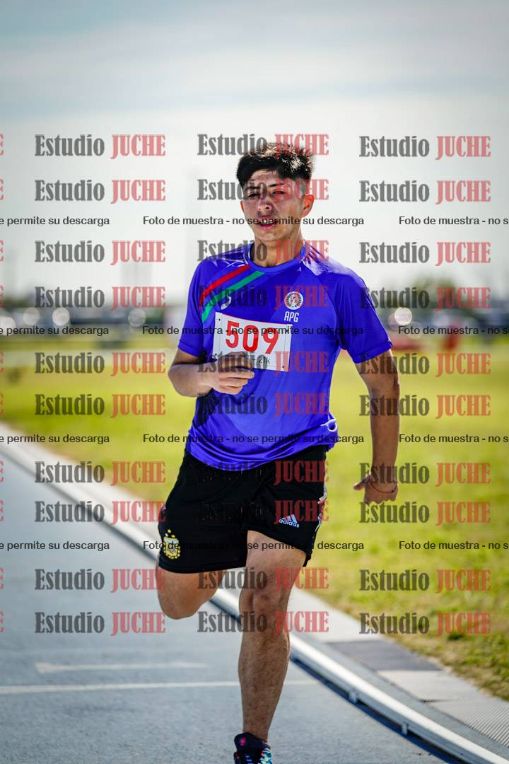 Fotos de los 800 m llanos de varones